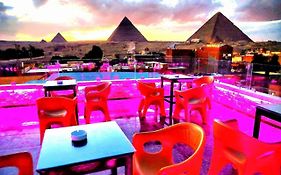 Magic Pyramids Inn